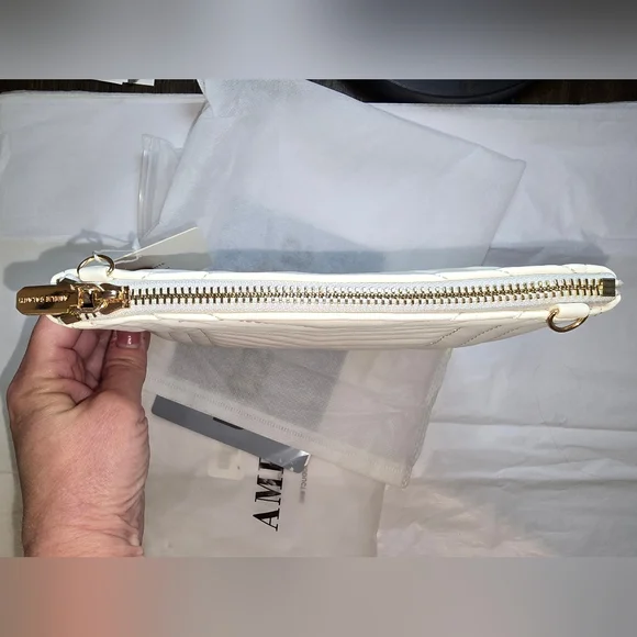 NEW Amelie Galanti White Quilted Crossbody Clutch – Faux Leather Wristlet Bag - Picture 3 of 6